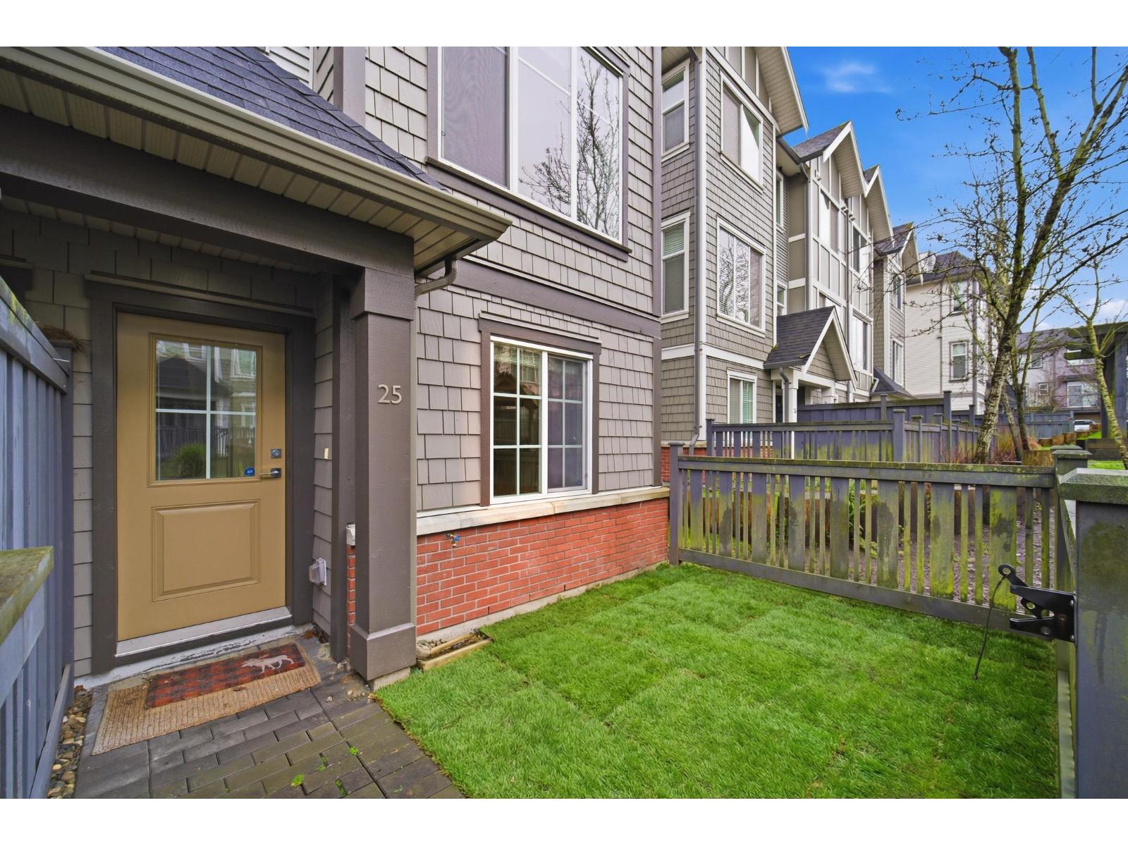 25 8217 204b Street, Langley, British Columbia  V2Y 0V6 - Photo 2 - R3079057