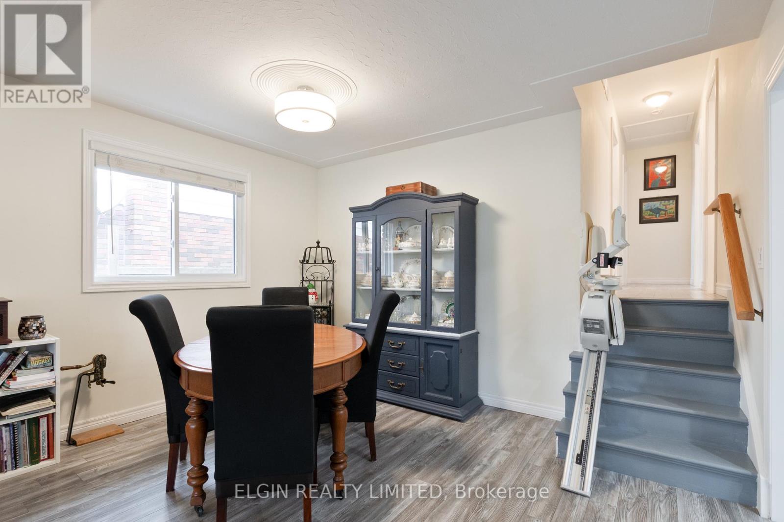 6 Dunwich Drive, St. Thomas, Ontario  N5R 4T8 - Photo 11 - X12693548