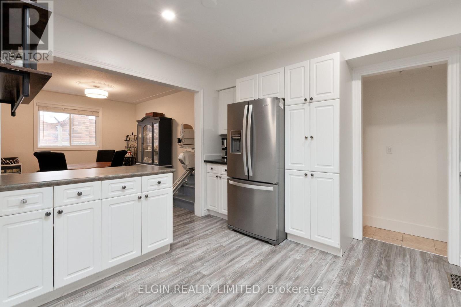 6 Dunwich Drive, St. Thomas, Ontario  N5R 4T8 - Photo 14 - X12693548