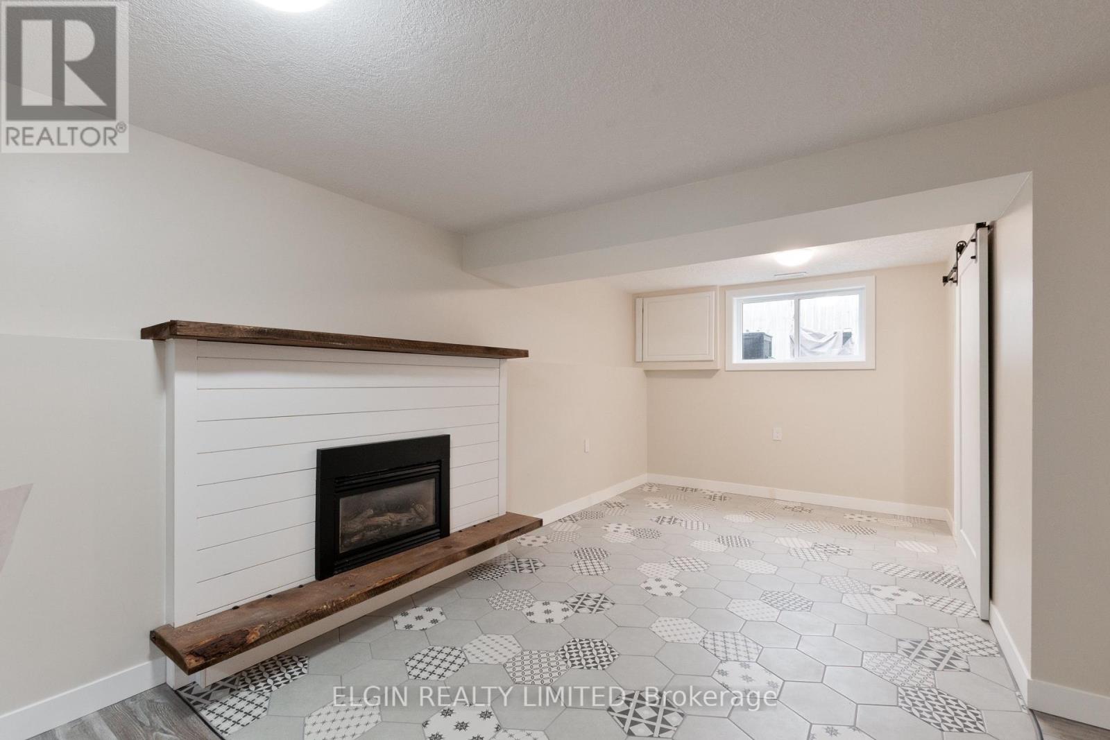 6 Dunwich Drive, St. Thomas, Ontario  N5R 4T8 - Photo 29 - X12693548