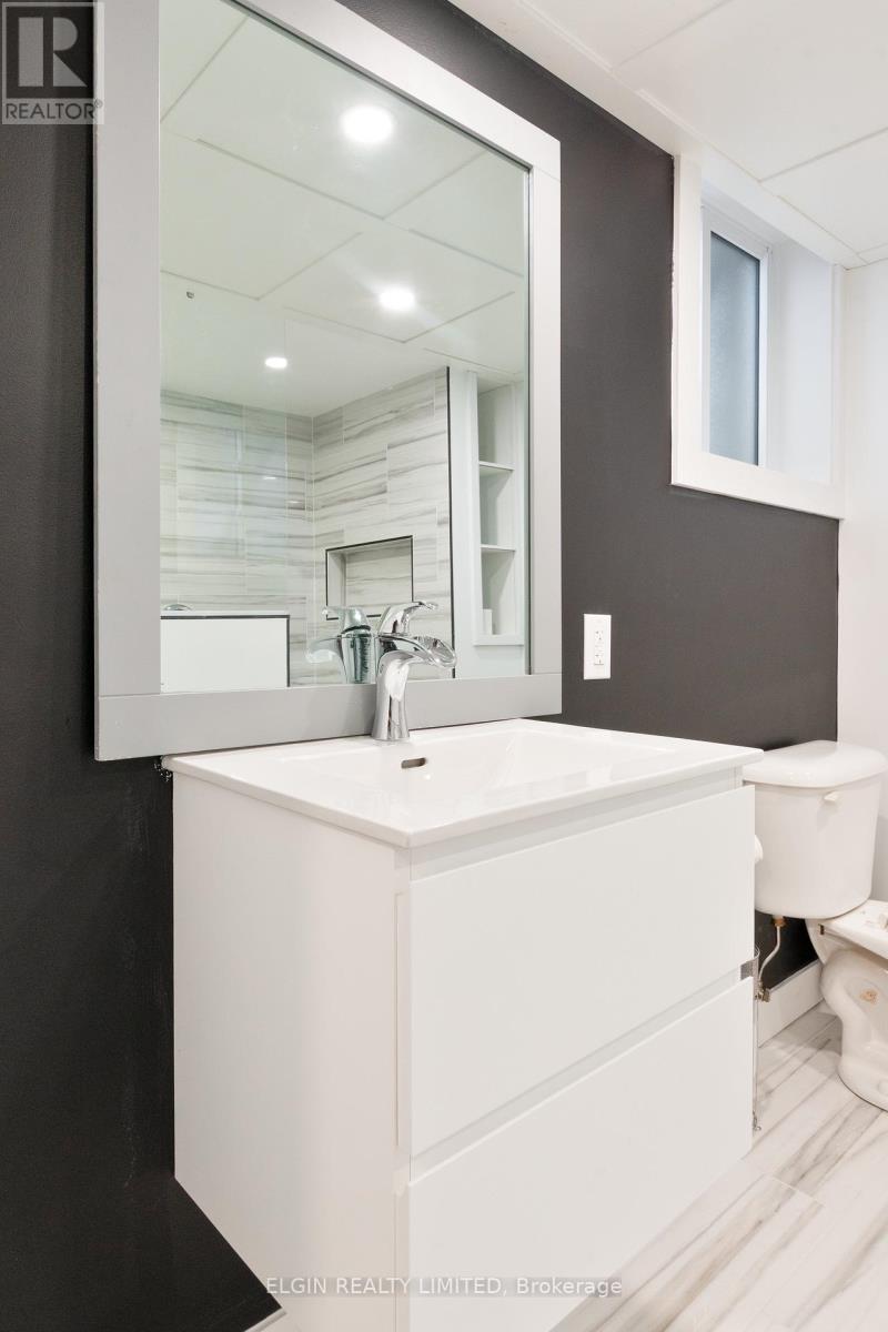 6 Dunwich Drive, St. Thomas, Ontario  N5R 4T8 - Photo 33 - X12693548