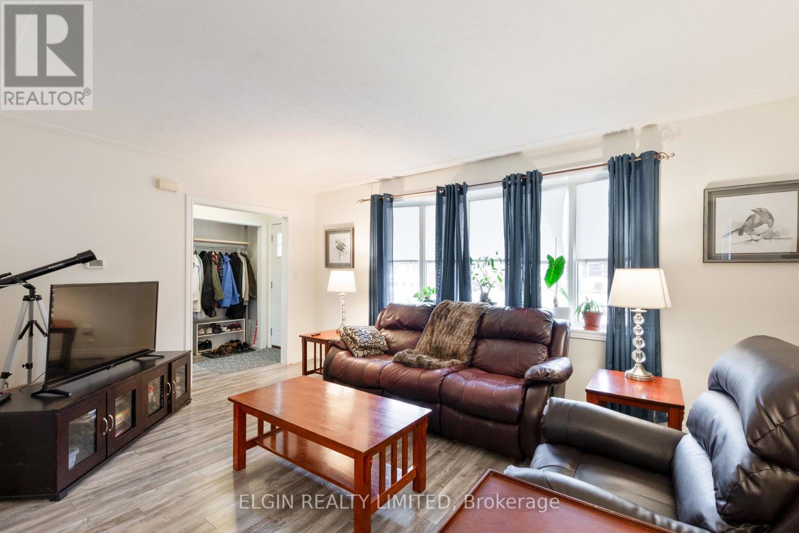 6 Dunwich Drive, St. Thomas, Ontario  N5R 4T8 - Photo 7 - X12693548