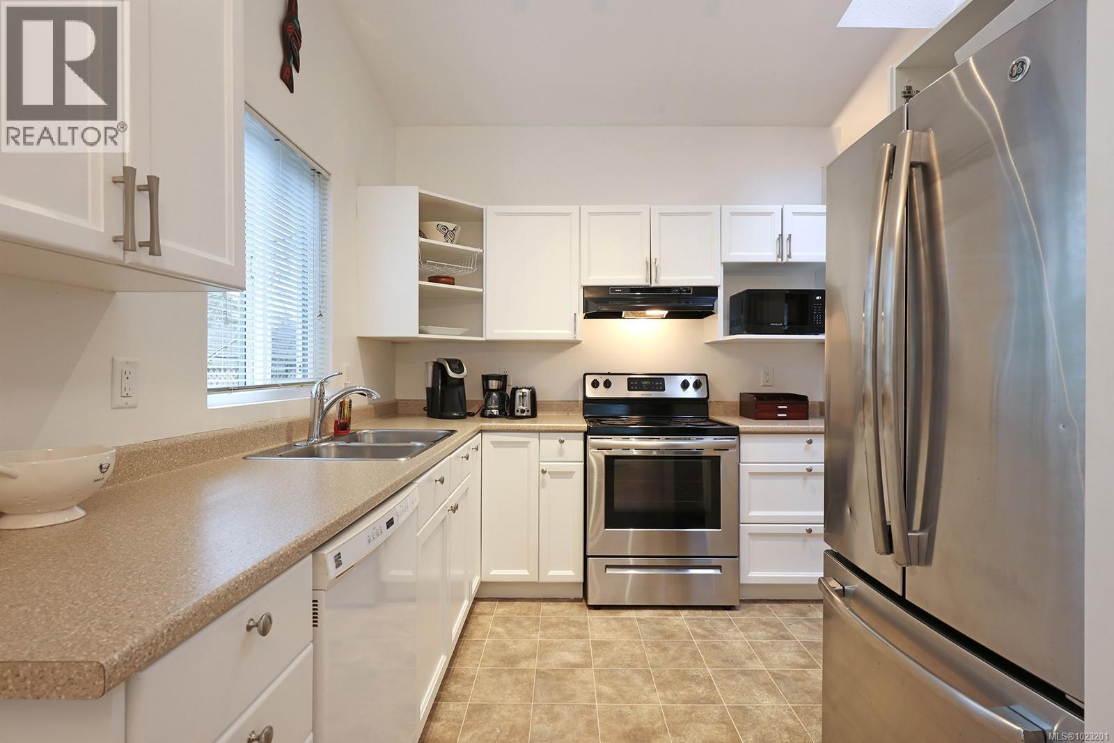 A 274 Nim Nim Pl, Courtenay, British Columbia  V9N 8A5 - Photo 6 - 1023201