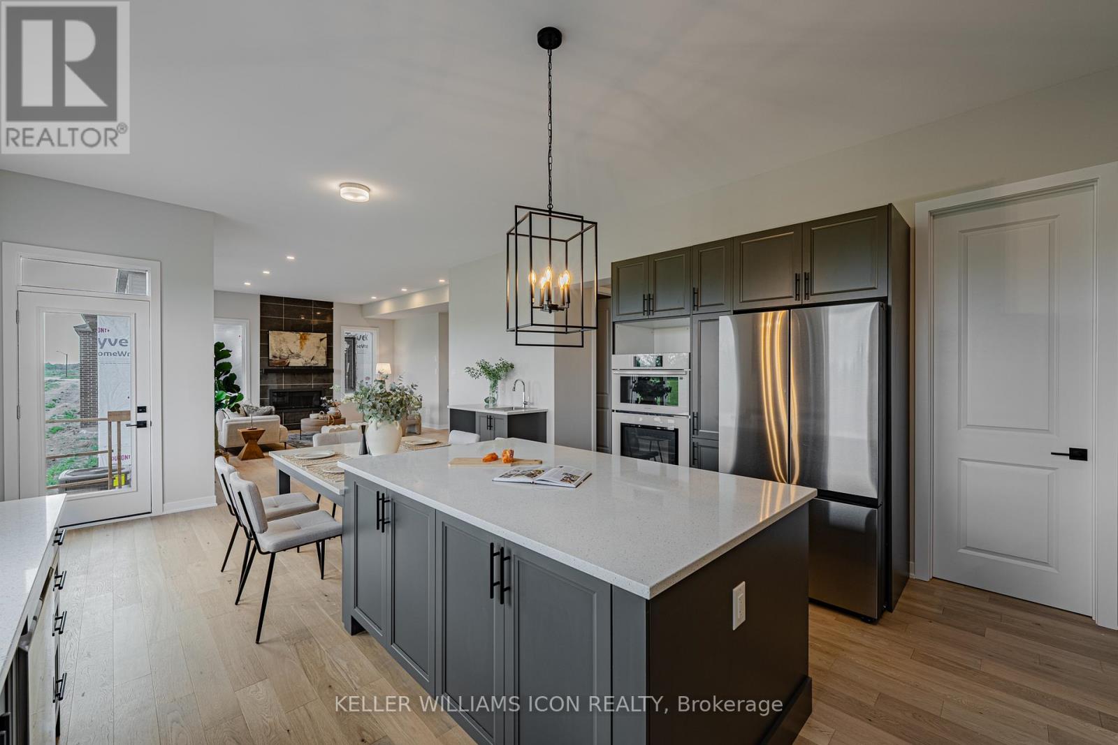 521 Elation Heights, Ottawa, Ontario  K2J 7M7 - Photo 12 - X12693586