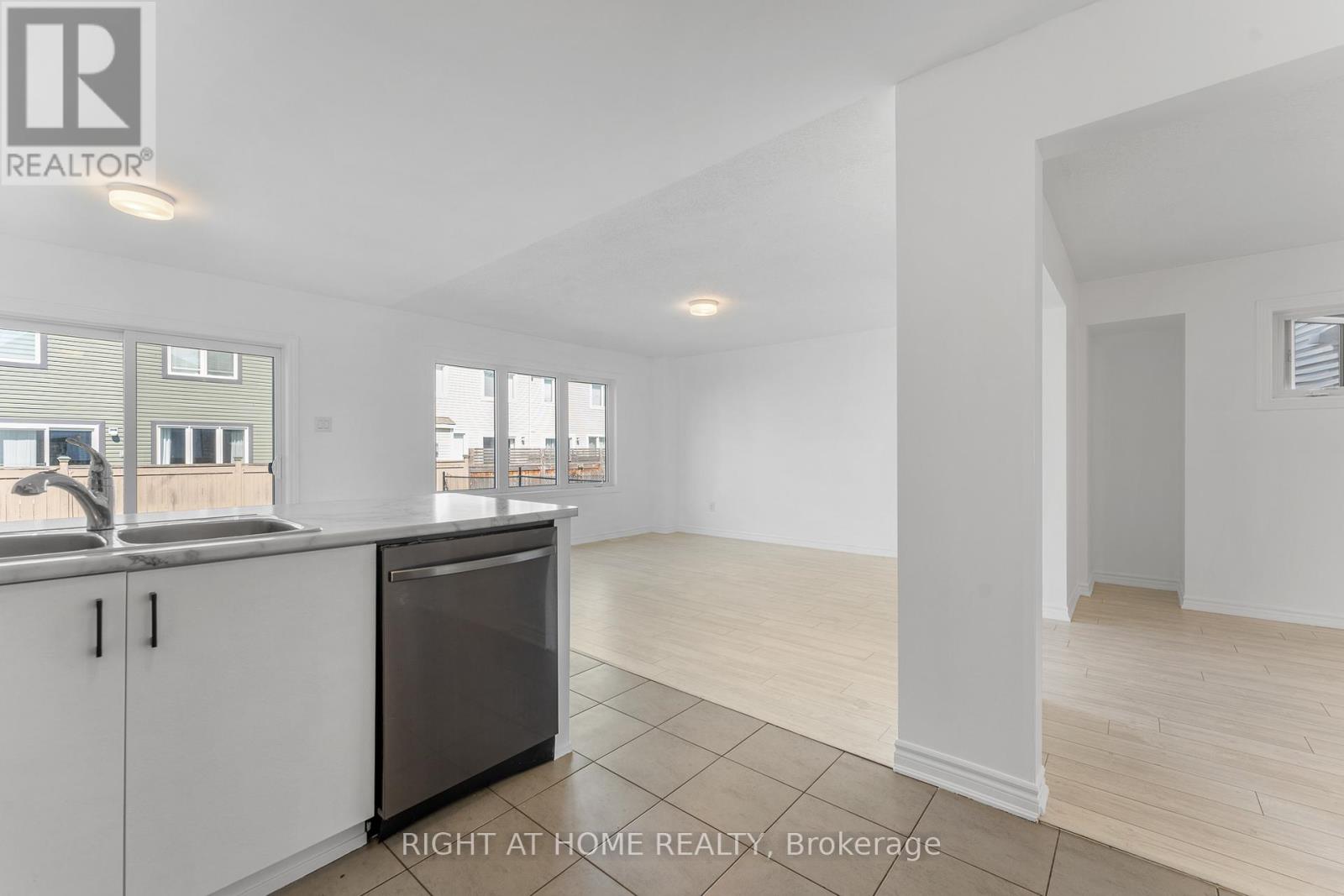 47 Mudminnow Crescent, Ottawa, Ontario  K4A 5H9 - Photo 25 - X12693600