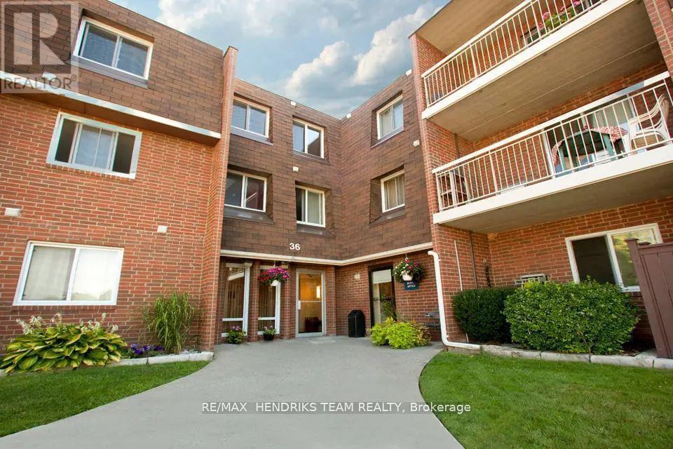 302 - 36 Arran Drive, St. Catharines, Ontario  L2N 6X5 - Photo 1 - X12693546