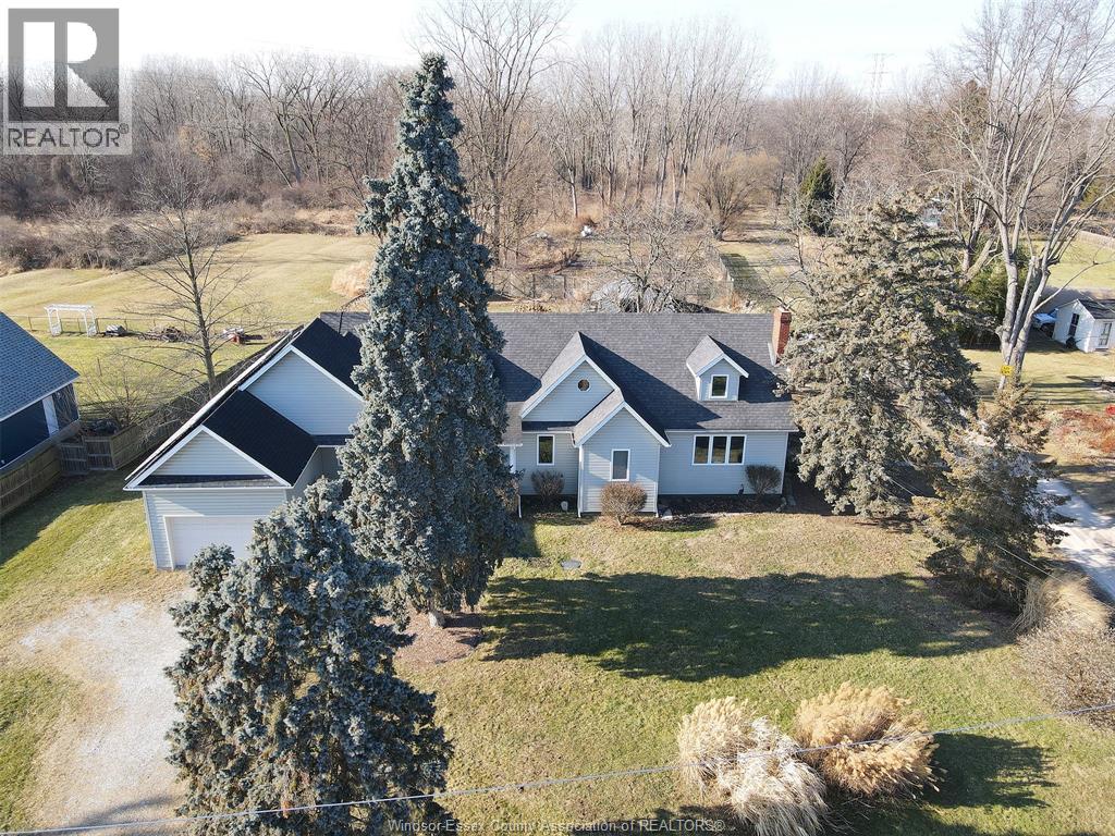 5440 Malden, Windsor, Ontario  N9E 3V9 - Photo 1 - 26001019