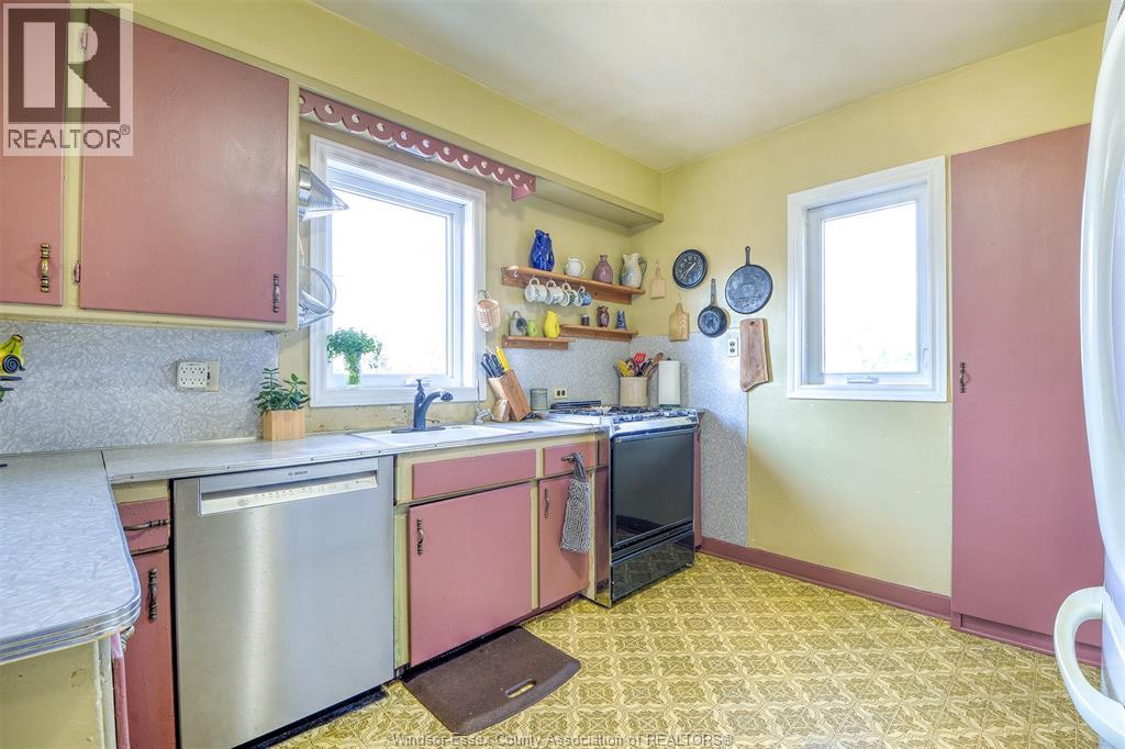 5440 Malden, Windsor, Ontario  N9E 3V9 - Photo 16 - 26001019
