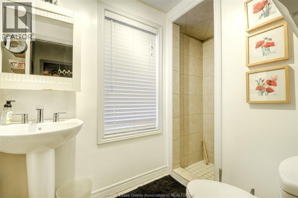 5440 Malden, Windsor, Ontario  N9E 3V9 - Photo 19 - 26001019
