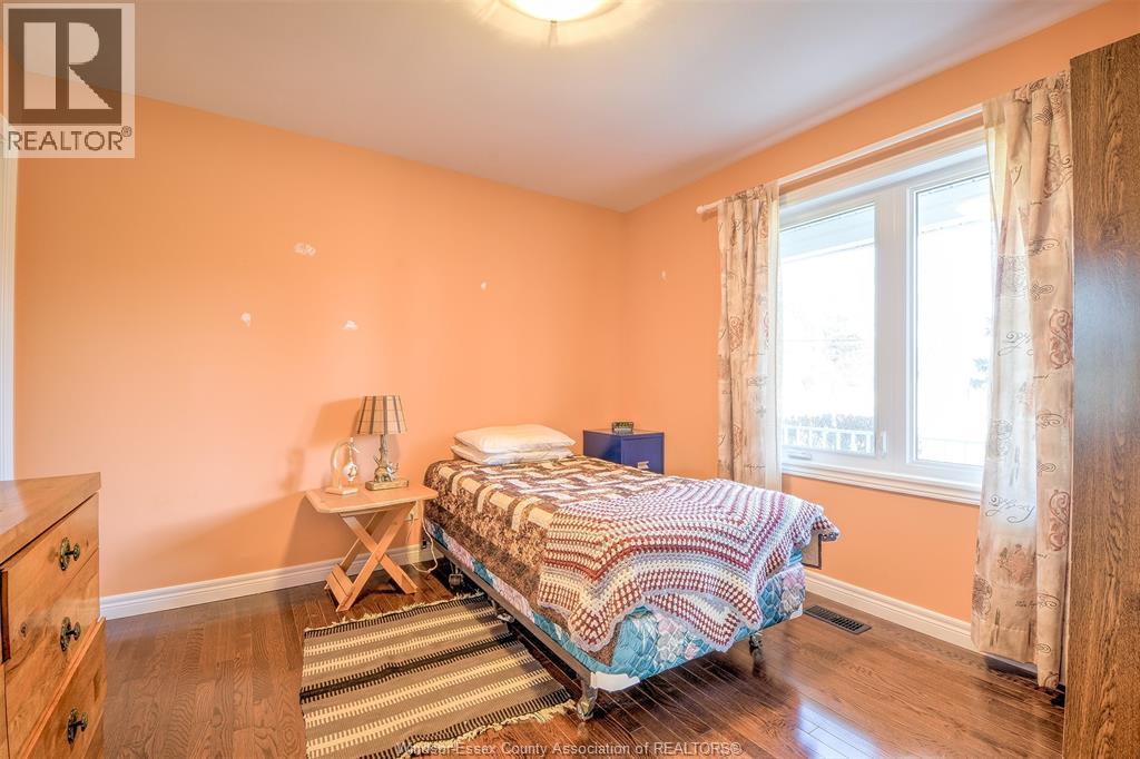 5440 Malden, Windsor, Ontario  N9E 3V9 - Photo 30 - 26001019