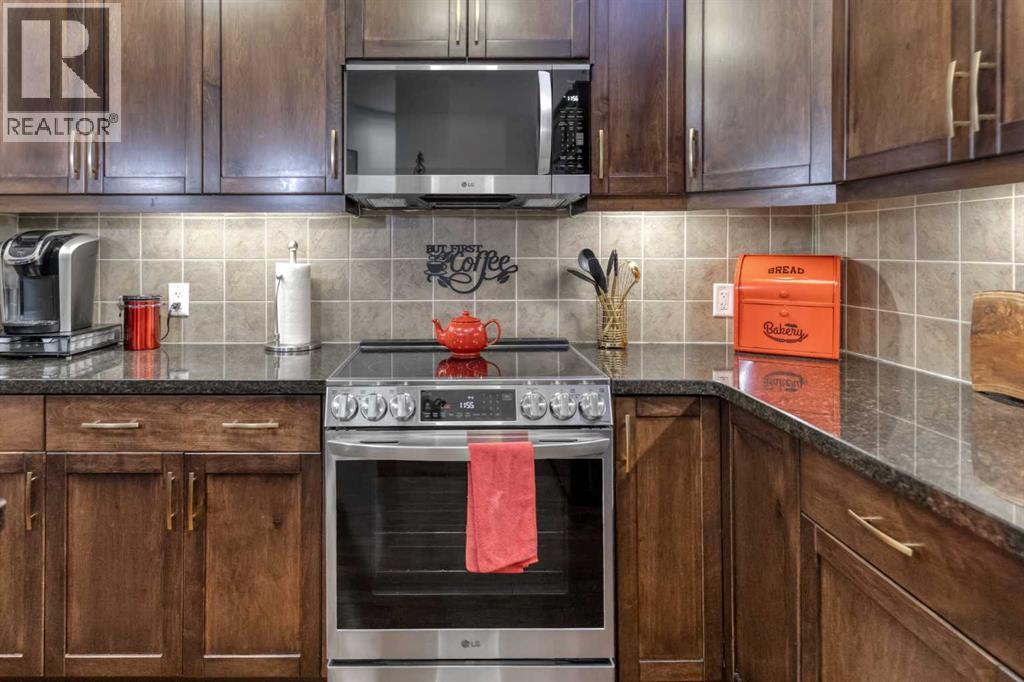 116, 77 George Fox Trail, Cochrane, Alberta  T4C 0N1 - Photo 6 - A2278389