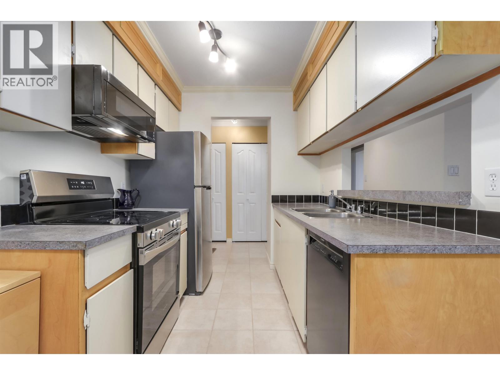 2306 4353 Halifax Street, Burnaby, British Columbia V5C 5Z4 - Photo 8 - R3079142