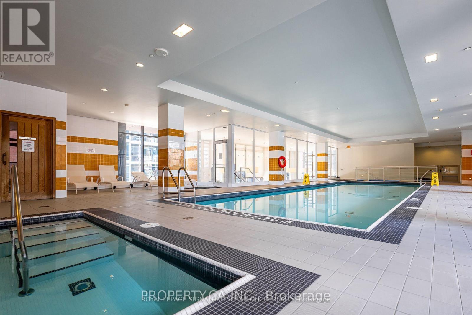 520 - 295 Adelaide Street W, Toronto (Waterfront Communities), Ontario  M5V 1P7 - Photo 17 - C12693576