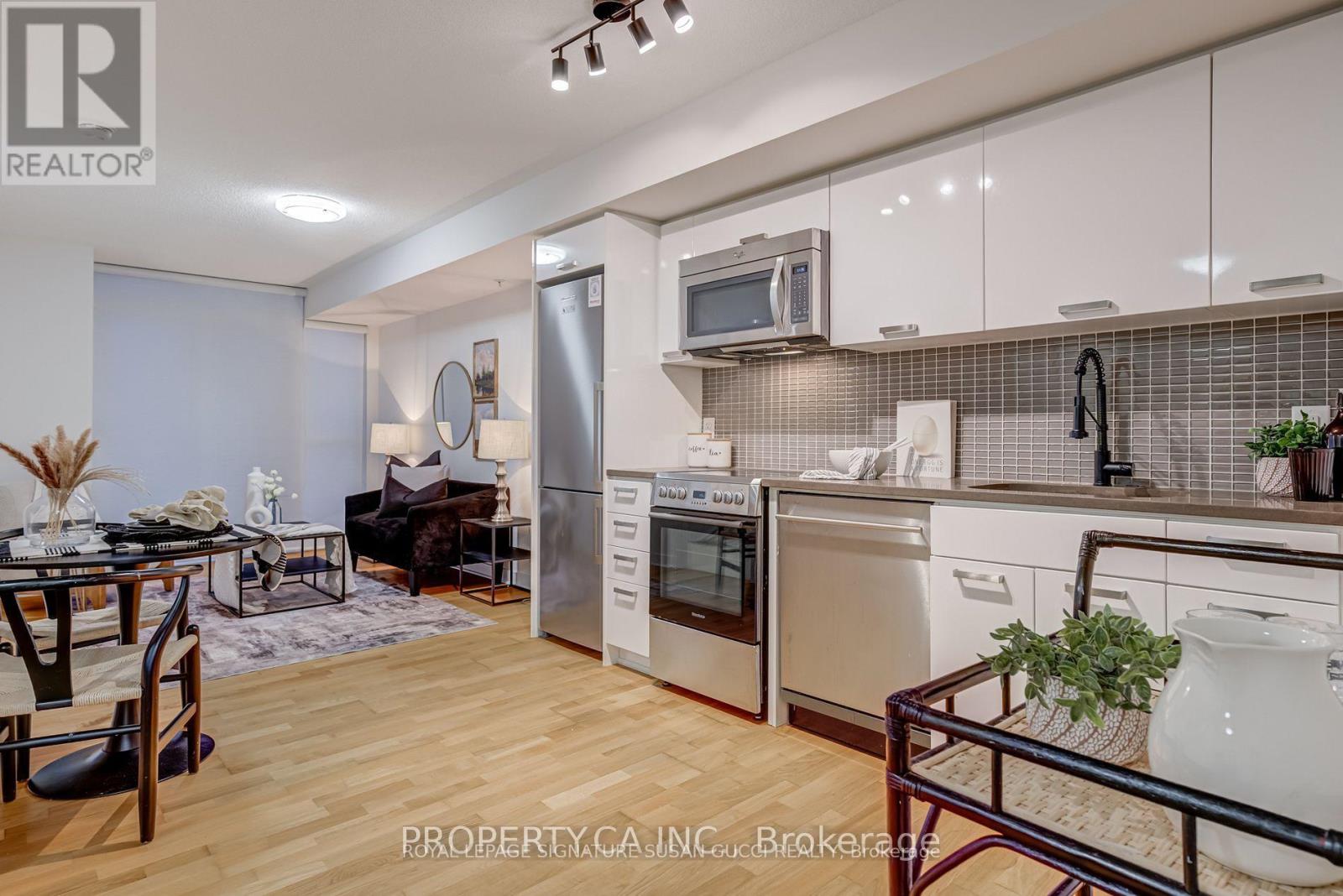 520 - 295 Adelaide Street W, Toronto (Waterfront Communities), Ontario  M5V 1P7 - Photo 7 - C12693576