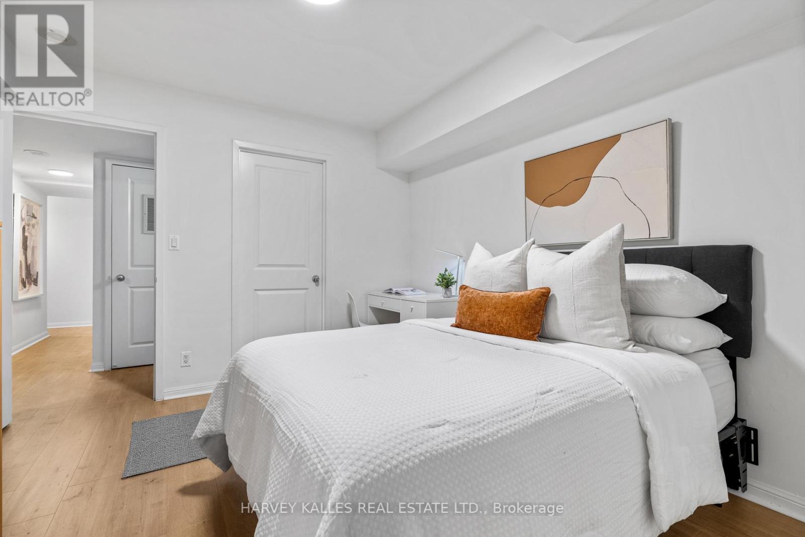 618 - 11 St Joseph Street, Toronto, Ontario  M4Y 3G4 - Photo 23 - C12693602