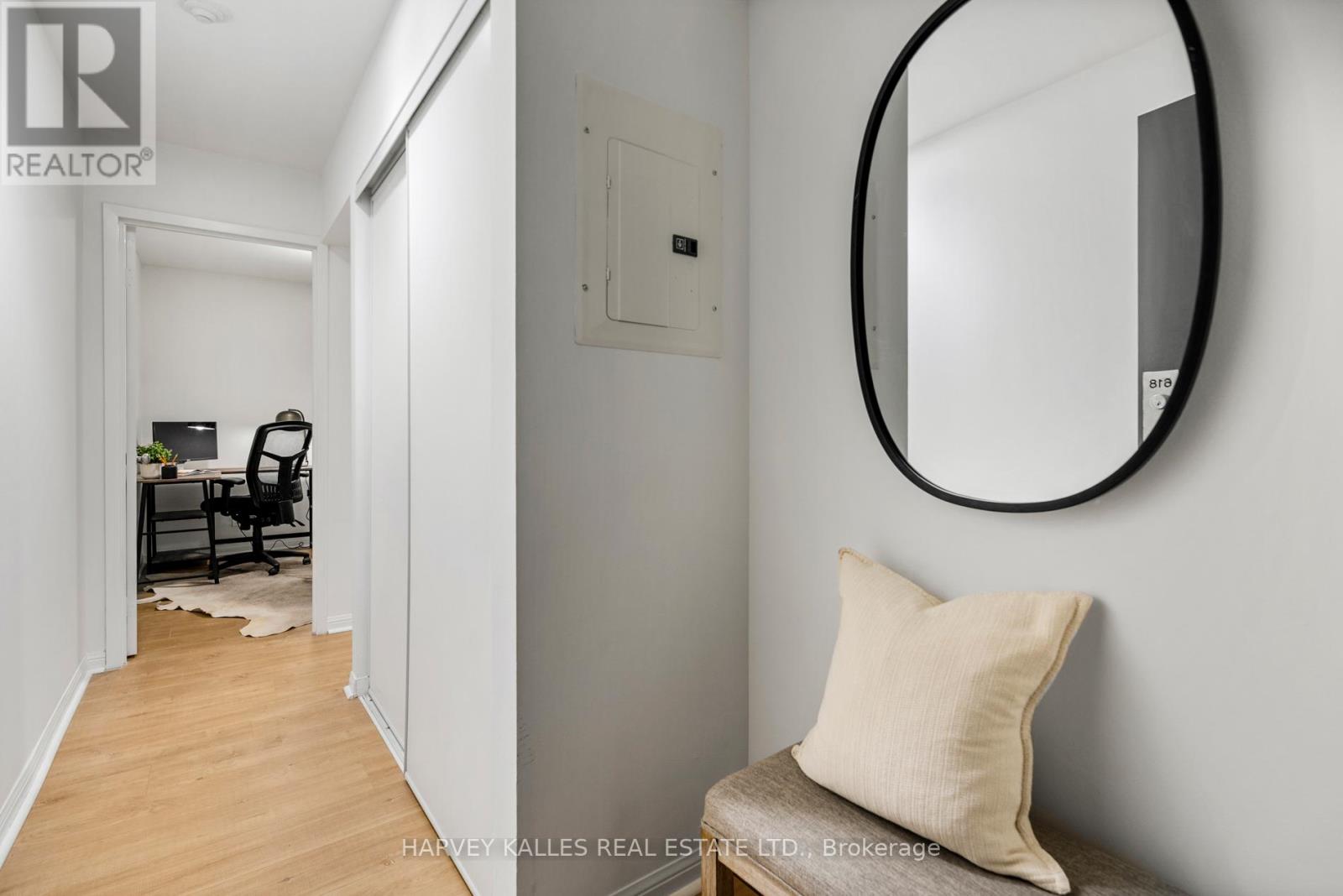 618 - 11 St Joseph Street, Toronto, Ontario  M4Y 3G4 - Photo 30 - C12693602