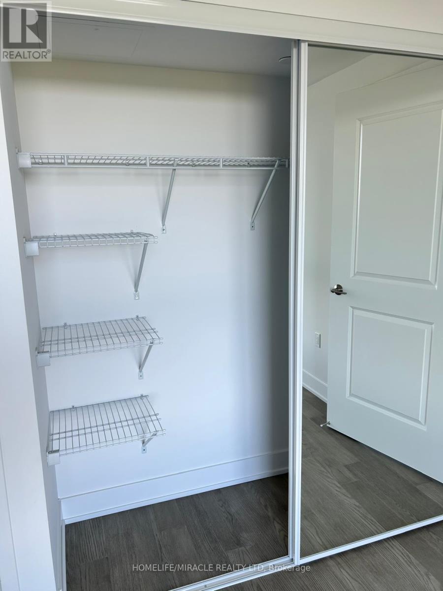 1101 W - 202 Burnhamthorpe Road E, Mississauga (Mississauga Valleys), Ontario  L5A 0B2 - Photo 11 - W12693538