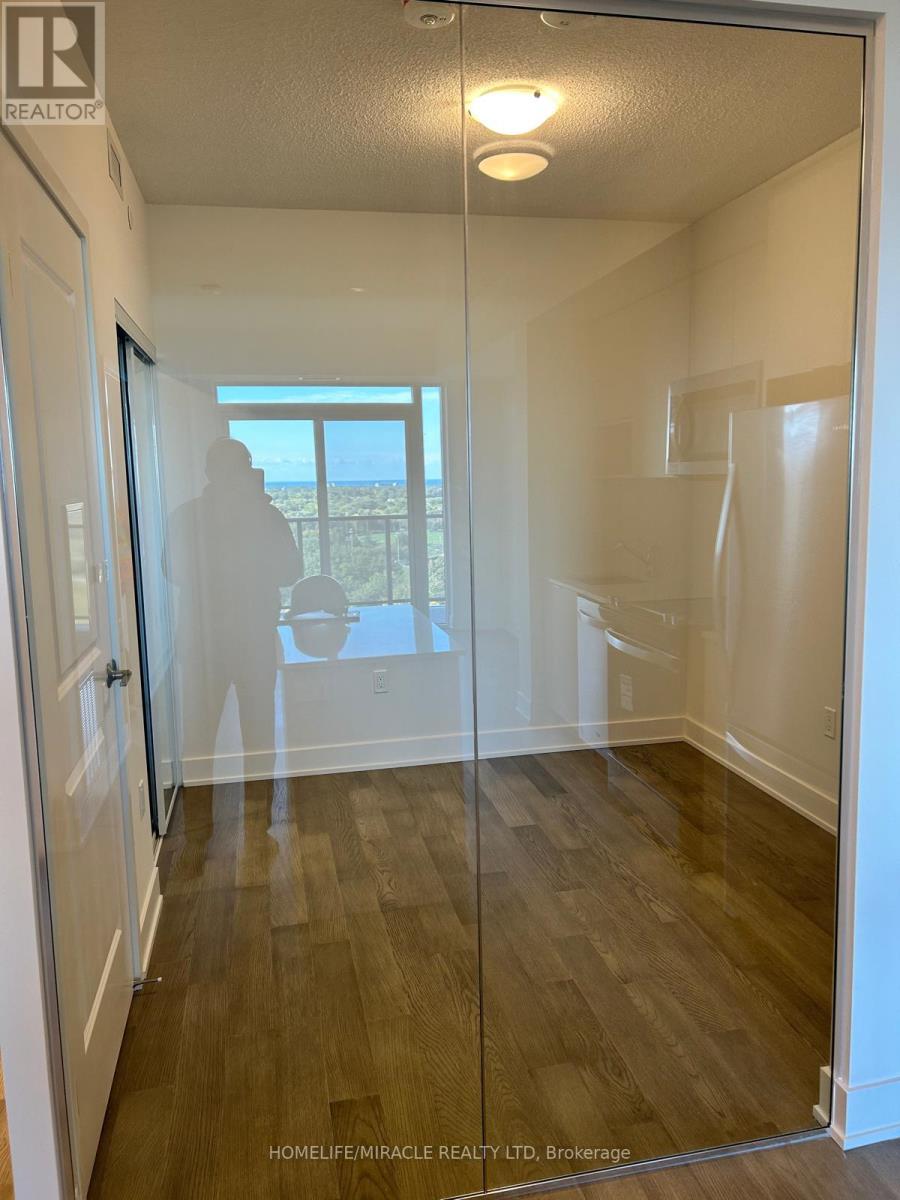 1101 W - 202 Burnhamthorpe Road E, Mississauga (Mississauga Valleys), Ontario  L5A 0B2 - Photo 6 - W12693538