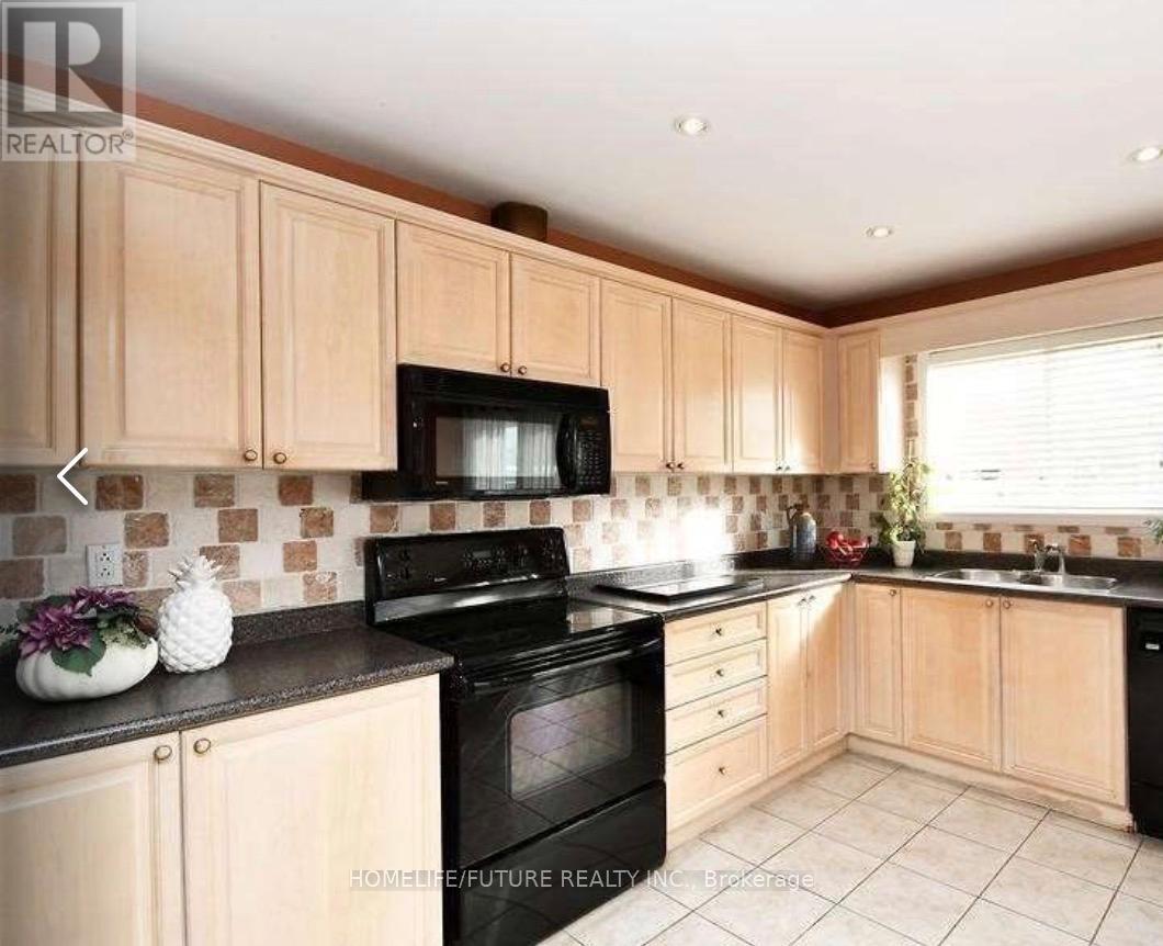 Main & 2nd - 45 Secord Crescent, Brampton, Ontario  L6X 4Y8 - Photo 3 - W12693564