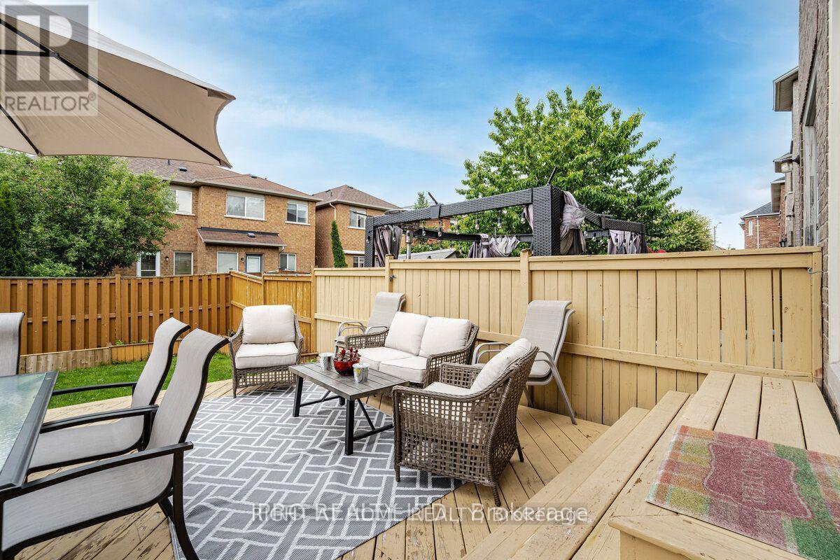 3914 Stardust Drive, Mississauga, Ontario  L5M 8A6 - Photo 31 - W12693604