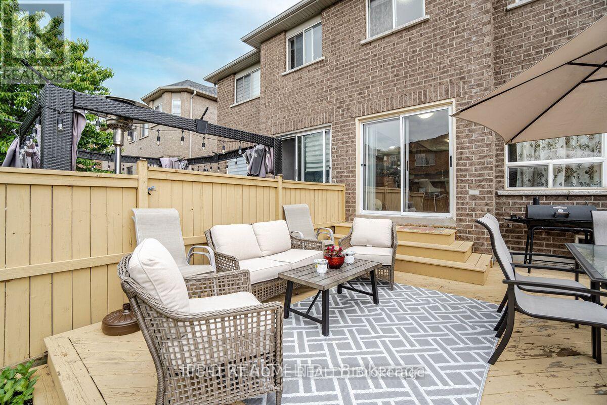 3914 Stardust Drive, Mississauga, Ontario  L5M 8A6 - Photo 34 - W12693604