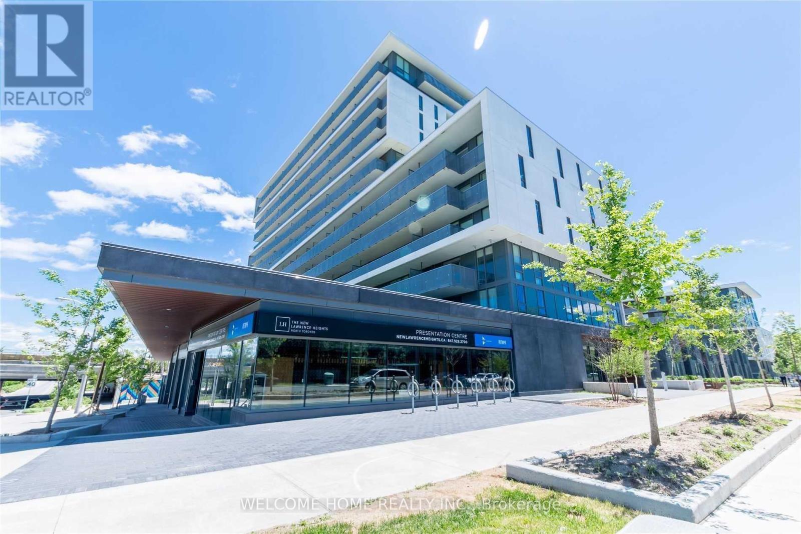 426 - 160 Flemington Road, Toronto (Yorkdale-Glen Park), Ontario  M6A 1N6 - Photo 1 - W12693614