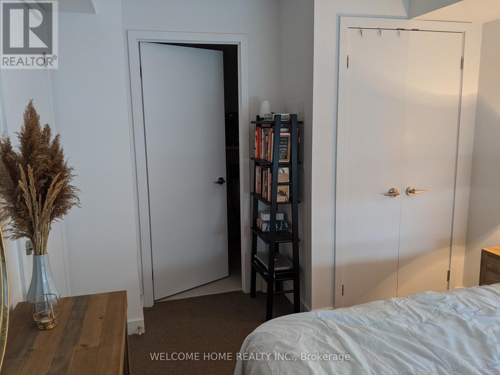 426 - 160 Flemington Road, Toronto (Yorkdale-Glen Park), Ontario  M6A 1N6 - Photo 12 - W12693614