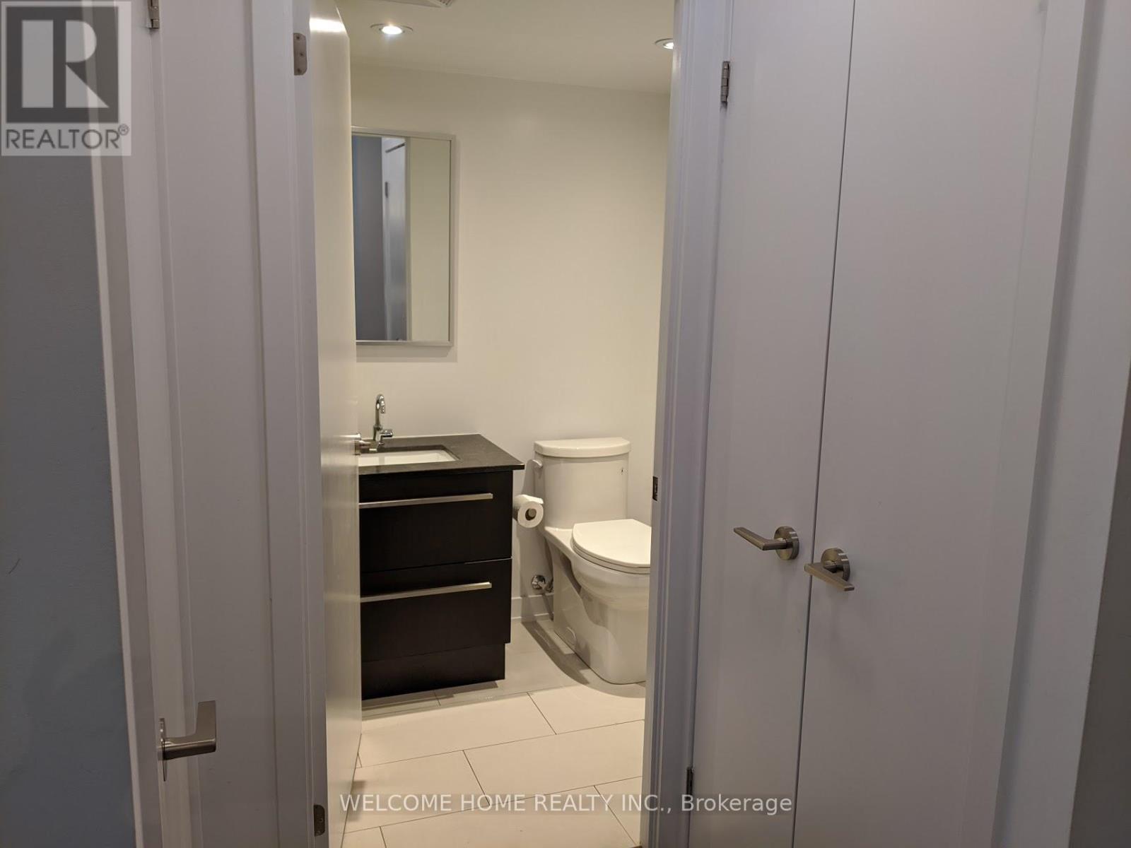 426 - 160 Flemington Road, Toronto (Yorkdale-Glen Park), Ontario  M6A 1N6 - Photo 16 - W12693614