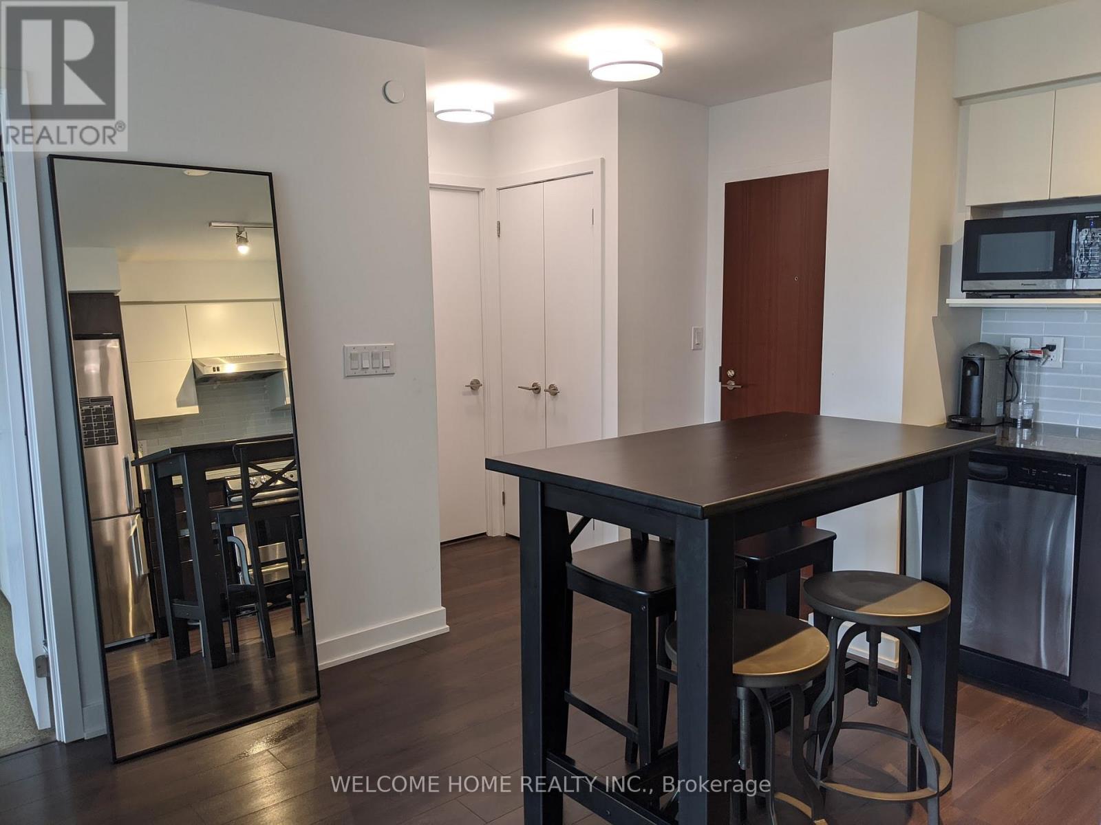 426 - 160 Flemington Road, Toronto (Yorkdale-Glen Park), Ontario  M6A 1N6 - Photo 8 - W12693614