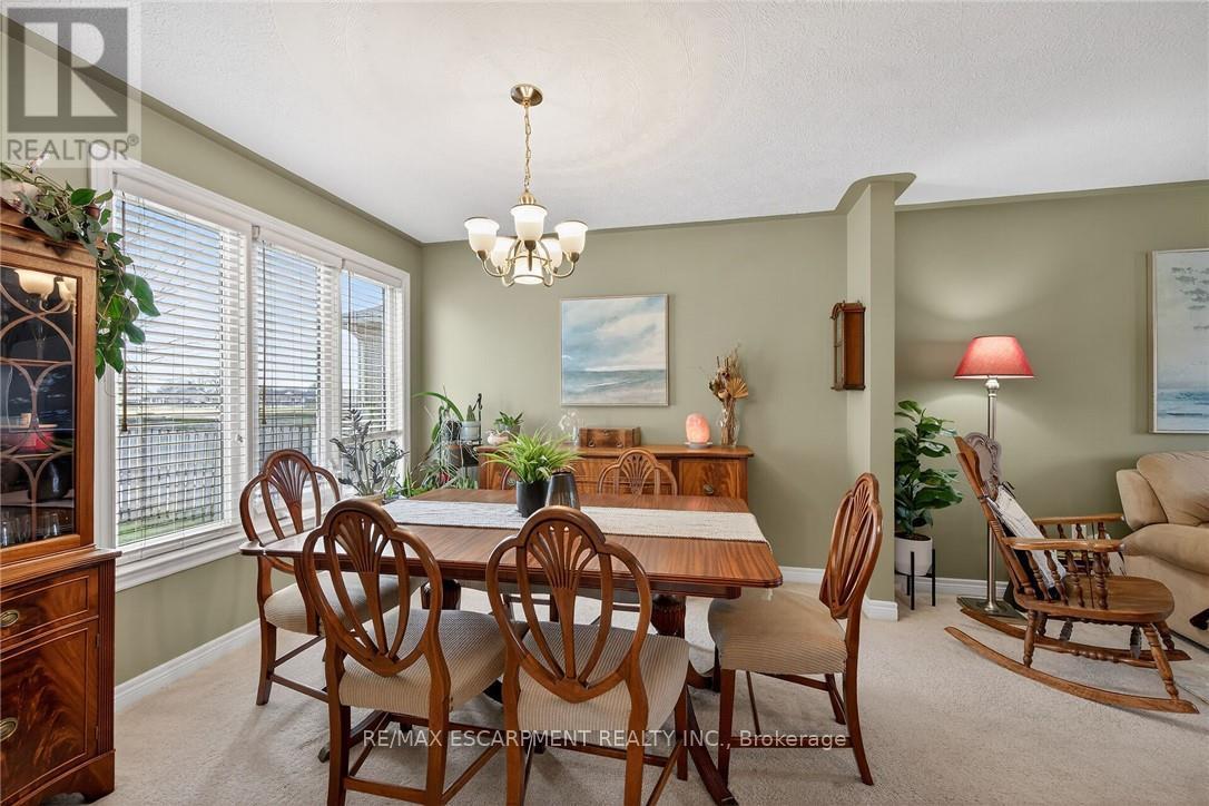 33 Oak Crescent, Haldimand, Ontario  N0A 1H0 - Photo 10 - X12693554