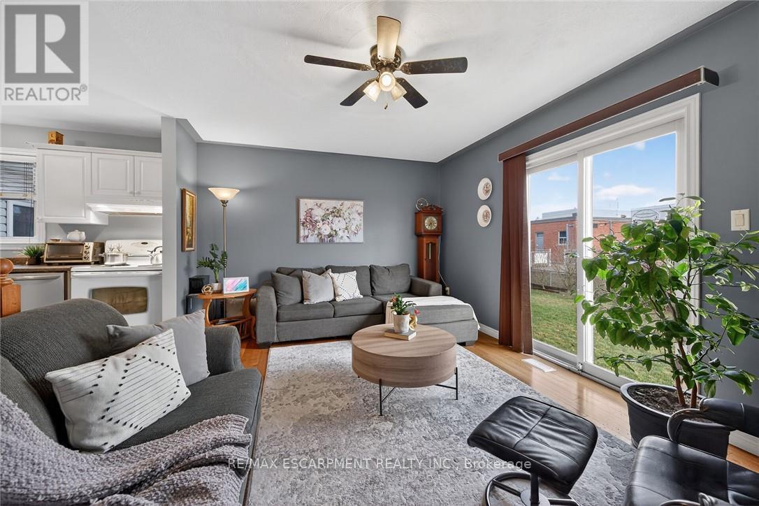 33 Oak Crescent, Haldimand, Ontario  N0A 1H0 - Photo 17 - X12693554