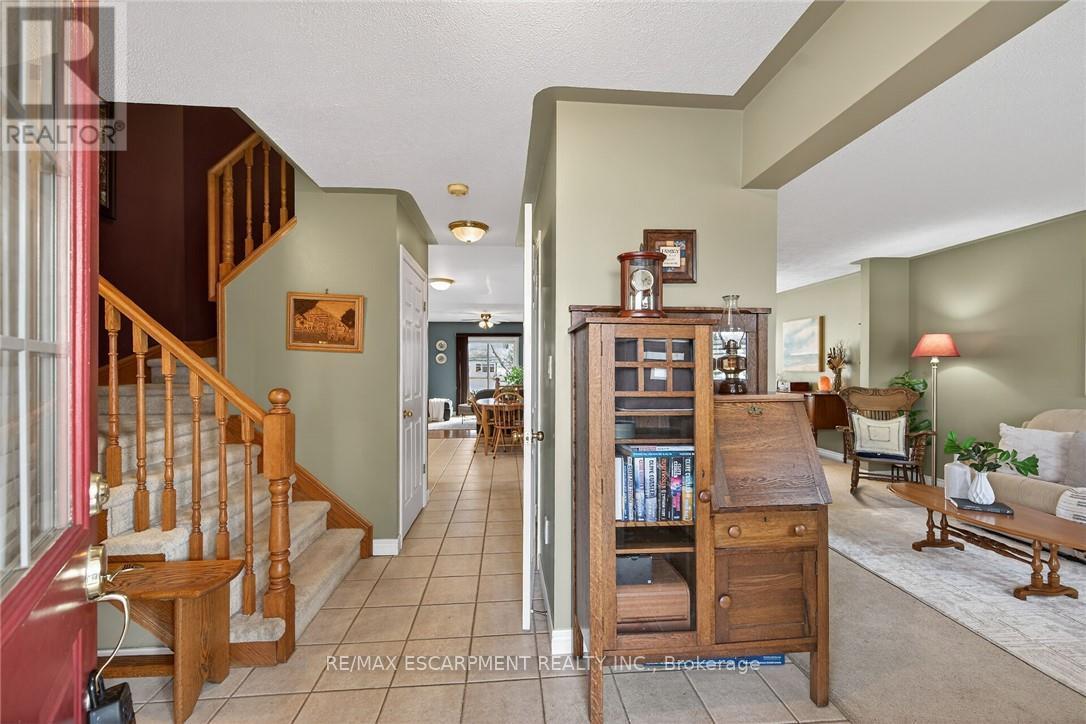 33 Oak Crescent, Haldimand, Ontario  N0A 1H0 - Photo 21 - X12693554