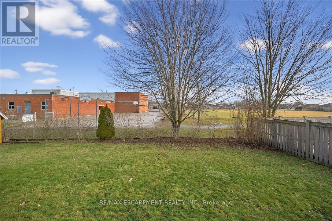 33 Oak Crescent, Haldimand, Ontario  N0A 1H0 - Photo 39 - X12693554