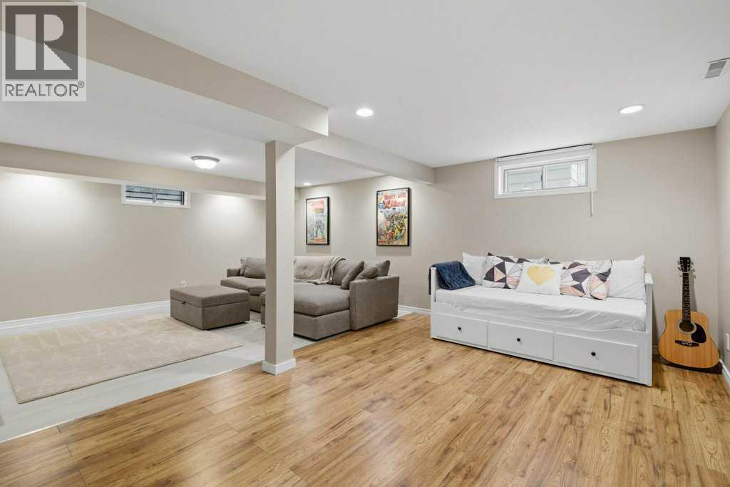 2708 Doverbrook Road Se, Calgary, Alberta  T2B 2L5 - Photo 23 - A2276678