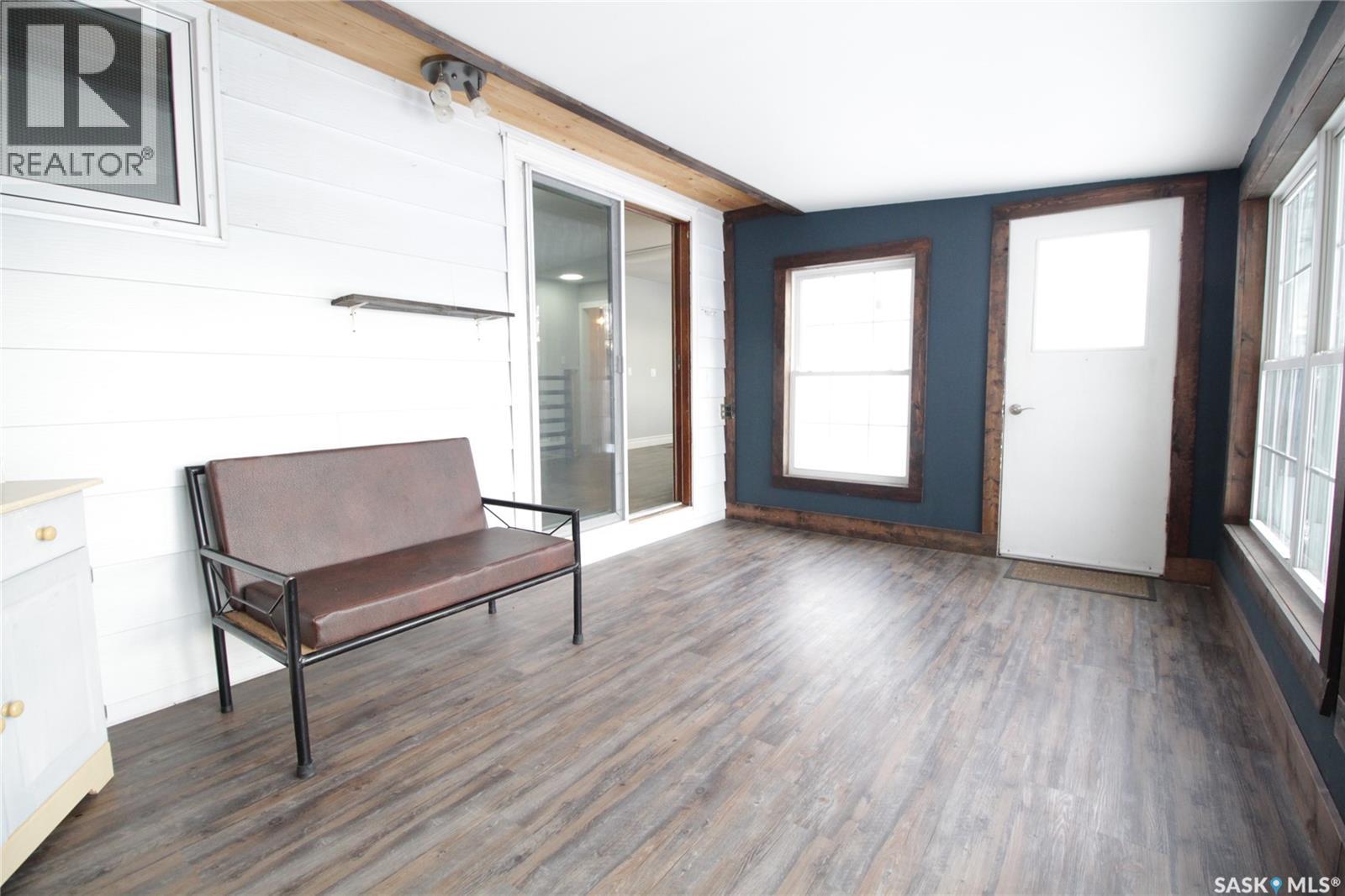 302 3rd Avenue, Whitewood, Saskatchewan  S0G 5C0 - Photo 10 - SK026748