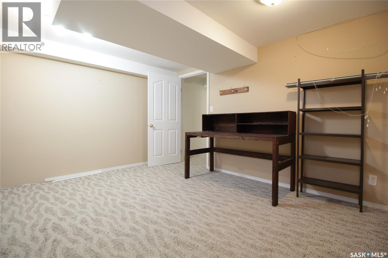 302 3rd Avenue, Whitewood, Saskatchewan  S0G 5C0 - Photo 22 - SK026748