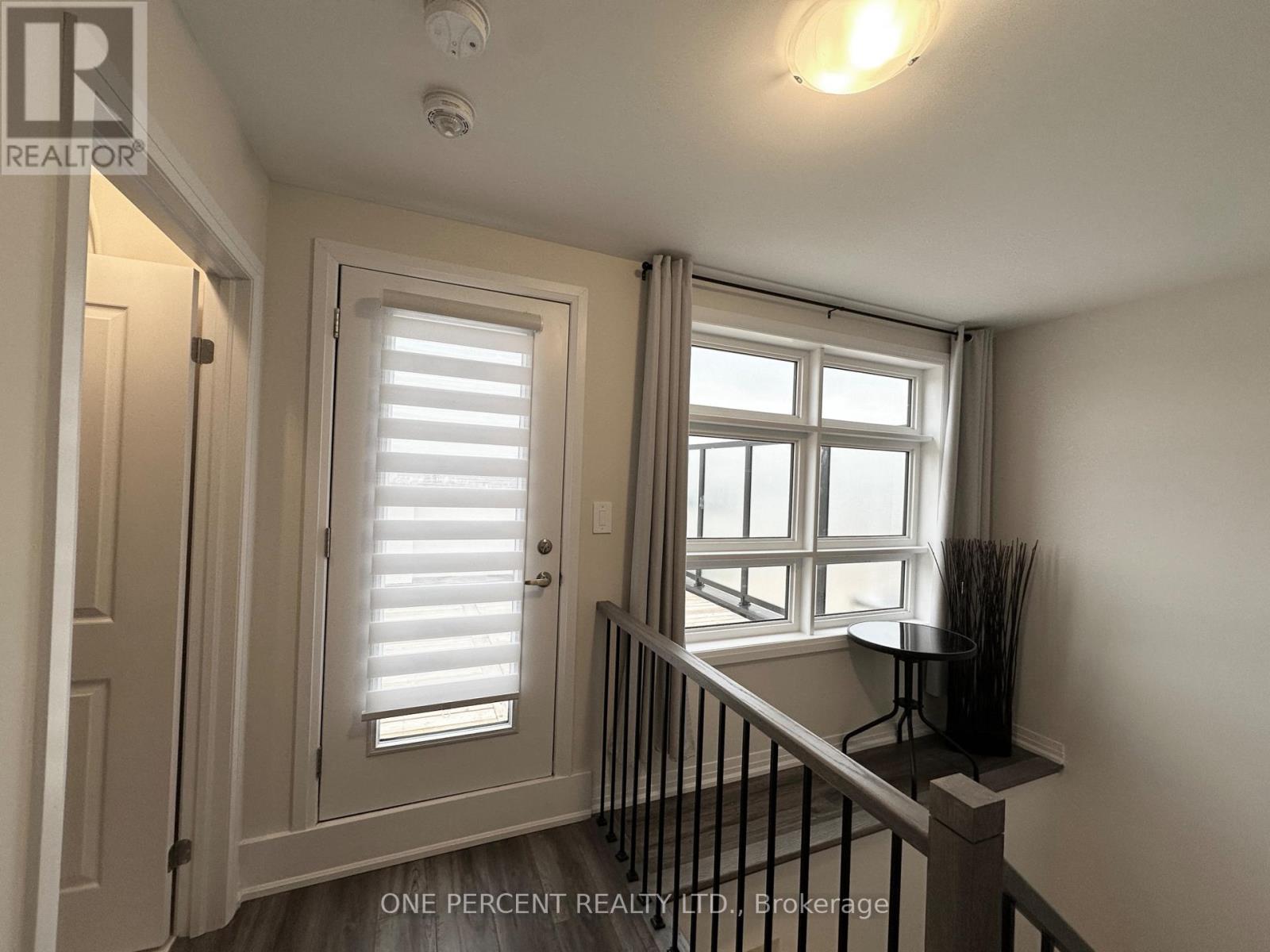 104 - 1589 Rose Way, Milton (Cb Cobban), Ontario  L9E 1N4 - Photo 27 - W12691704