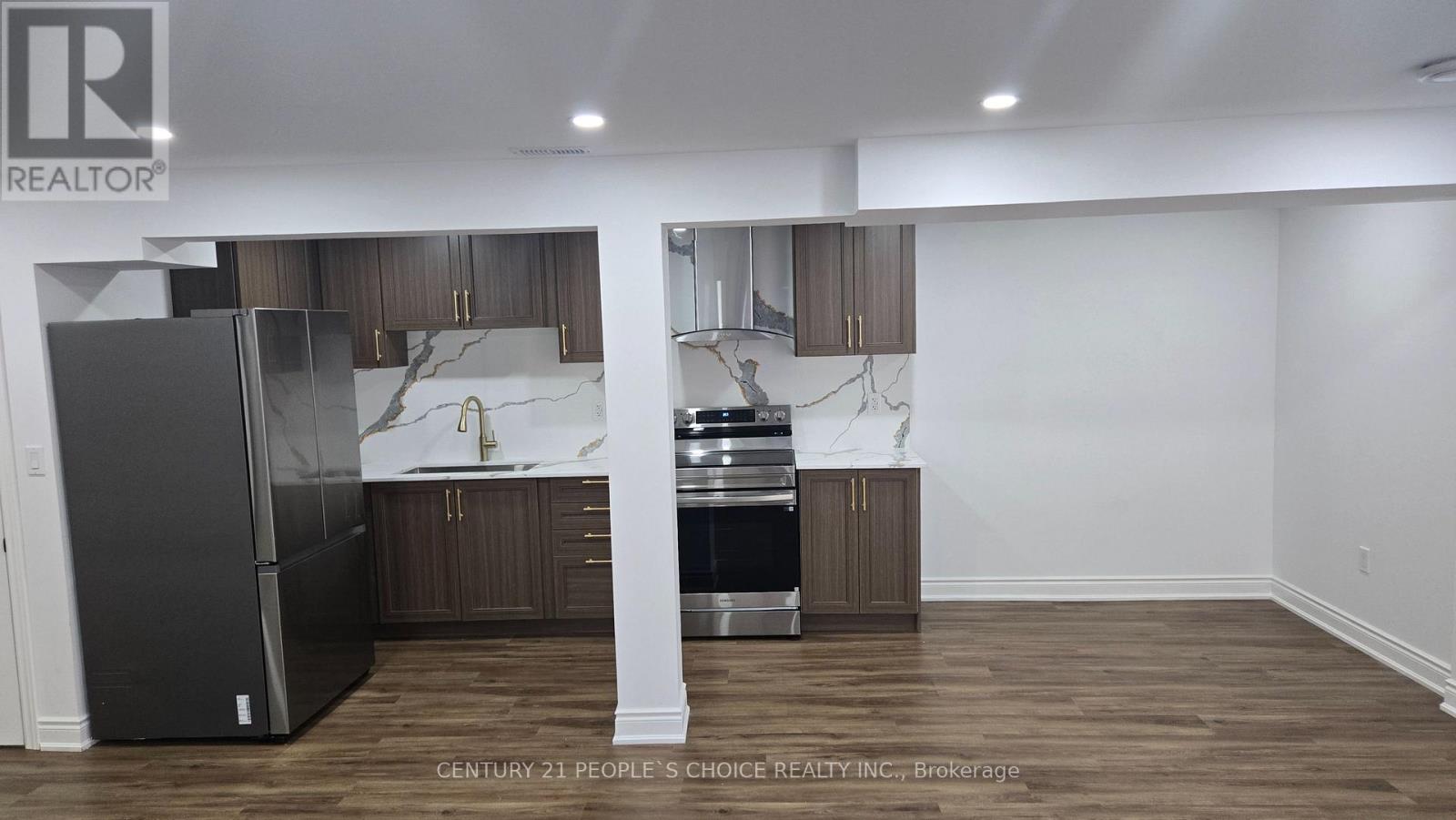 53 Larry Crescent, Haldimand, Ontario  N3W 1K7 - Photo 3 - X12684916