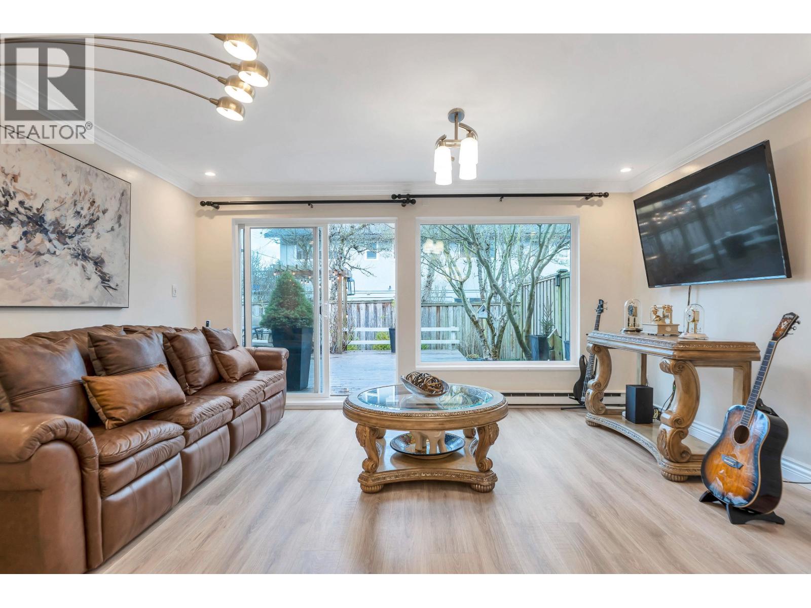 105 4889 53 Street, Delta, British Columbia  V4K 2Z3 - Photo 2 - R3078118