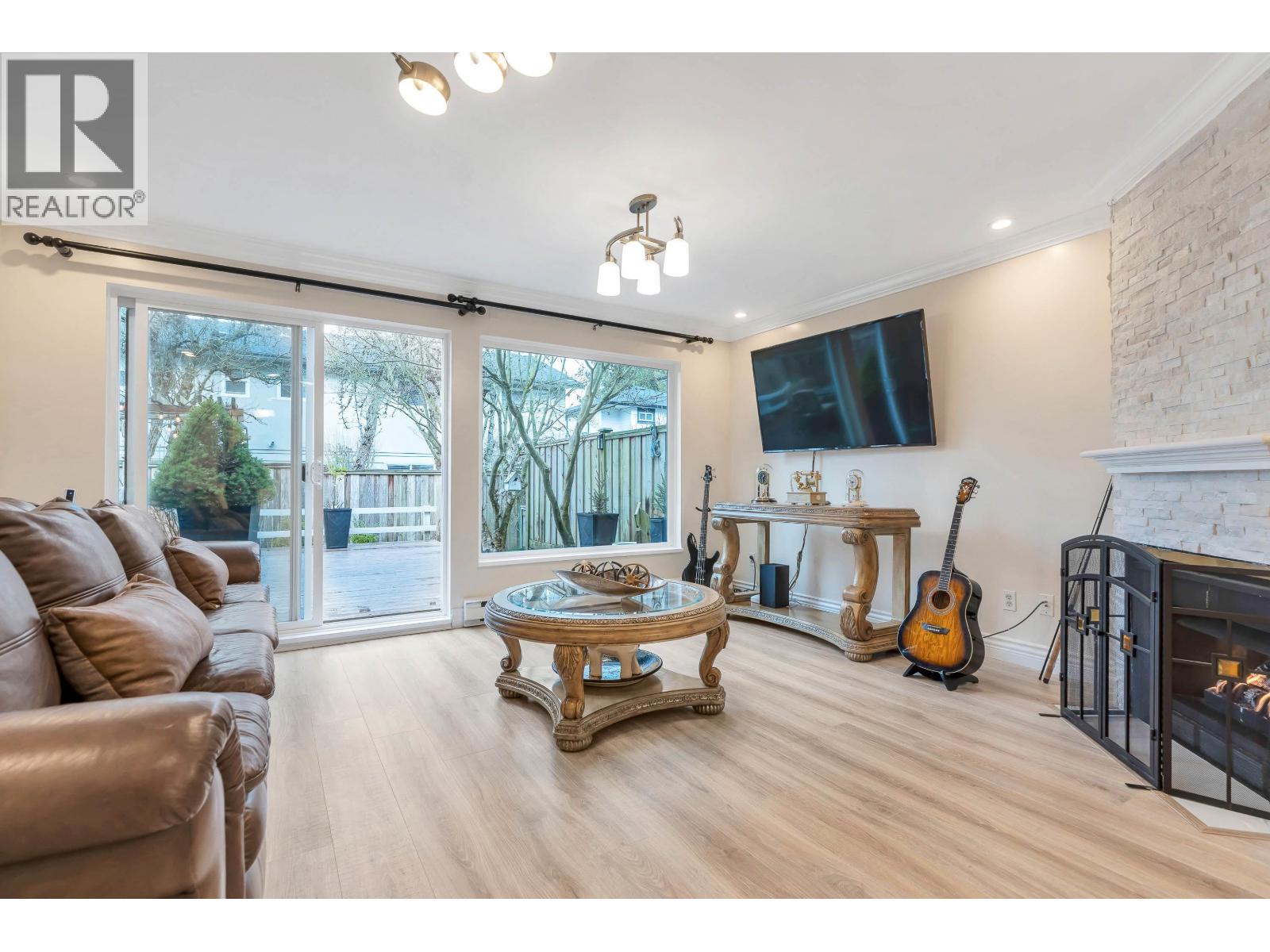 105 4889 53 Street, Delta, British Columbia  V4K 2Z3 - Photo 3 - R3078118