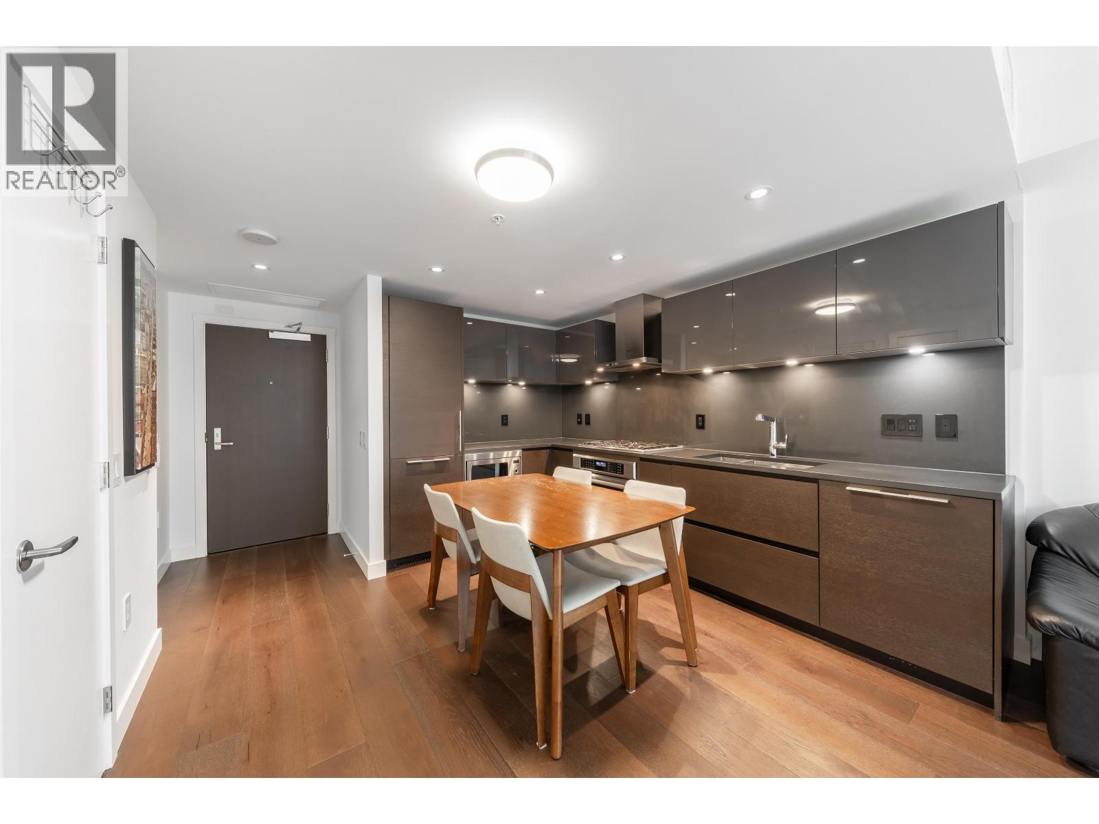 201 1561 W 57th Avenue, Vancouver, British Columbia  V6P 0H5 - Photo 5 - R3079277