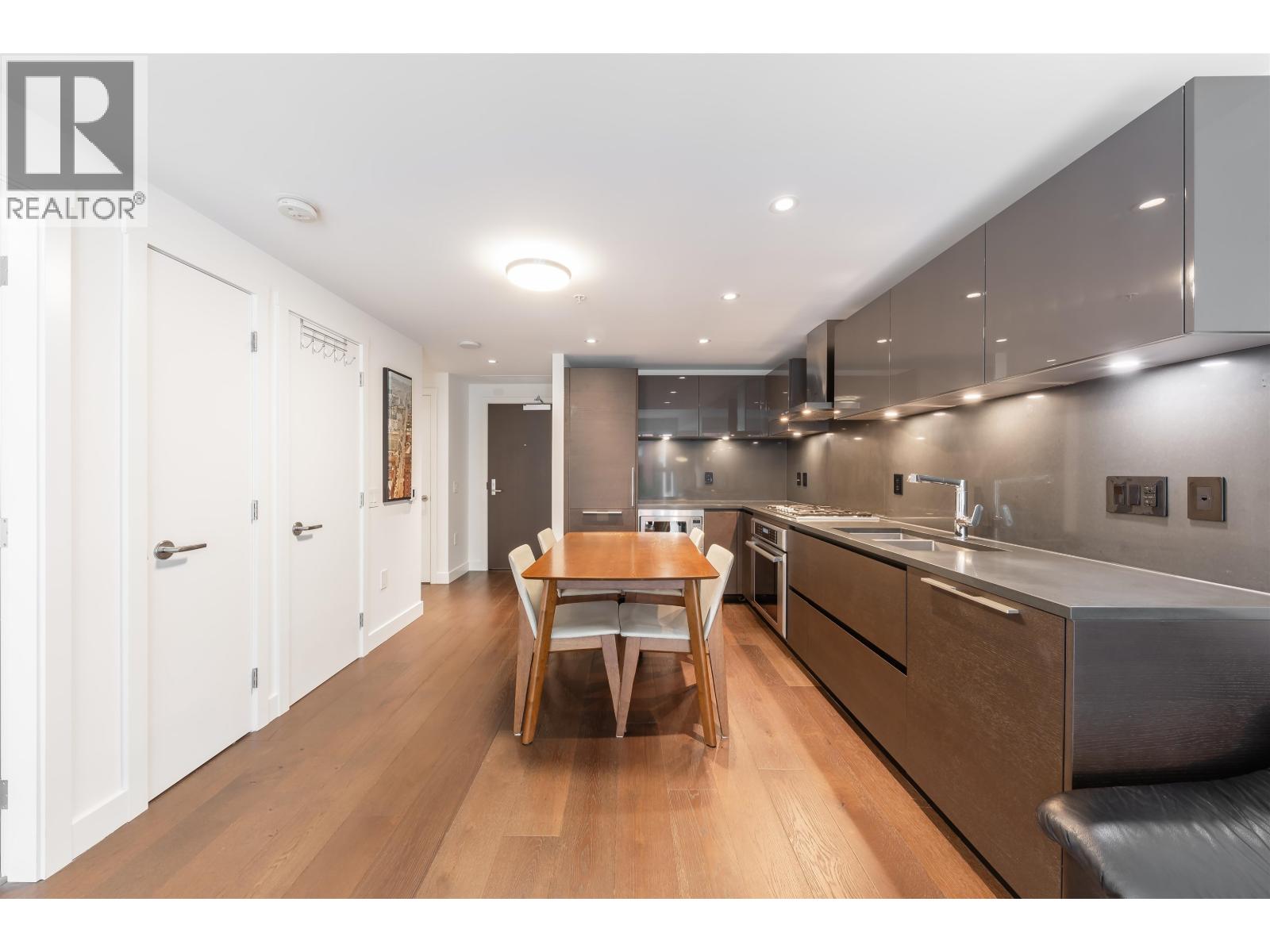 201 1561 W 57th Avenue, Vancouver, British Columbia  V6P 0H5 - Photo 6 - R3079277