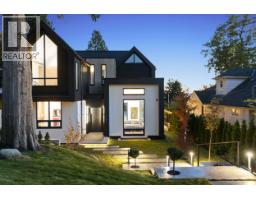 1066 FULTON AVENUE, West Vancouver, British Columbia