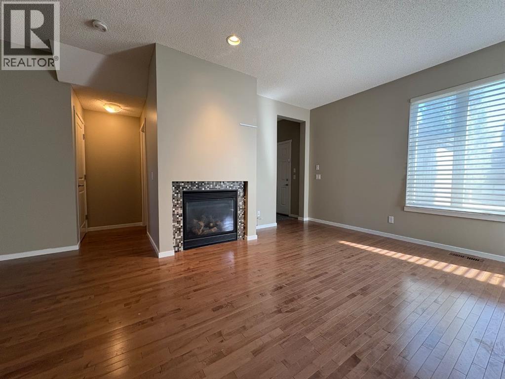 135 Chapalina Square Se, Calgary, Alberta  t2x 0l6 - Photo 3 - A2258067