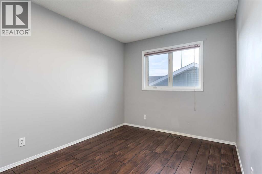 90 Elizabeth Way Se, Airdrie, Alberta  T4B 2H6 - Photo 17 - A2277283