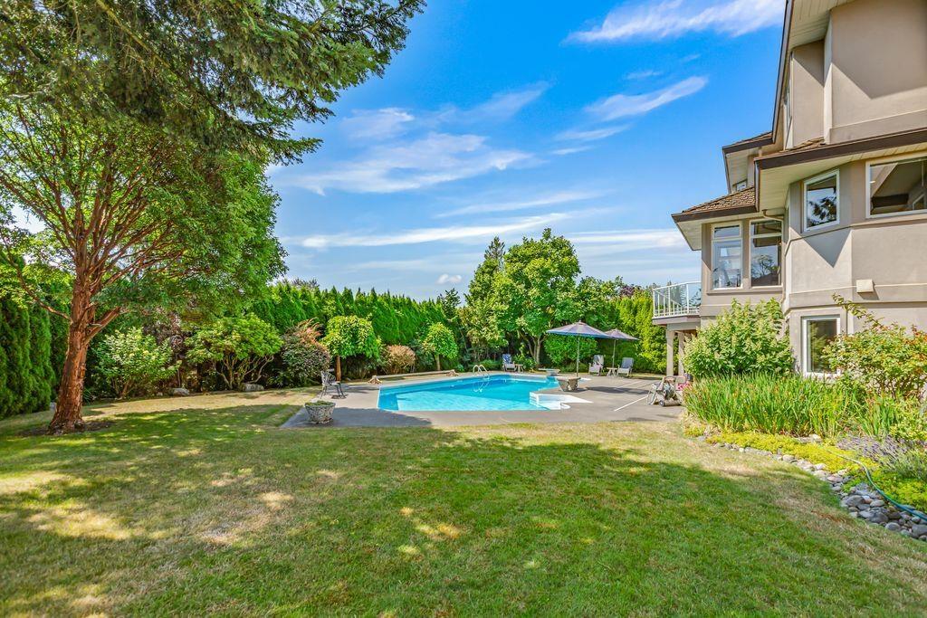 16672 77 Avenue, Surrey, British Columbia  V3S 8G1 - Photo 3 - R3078800