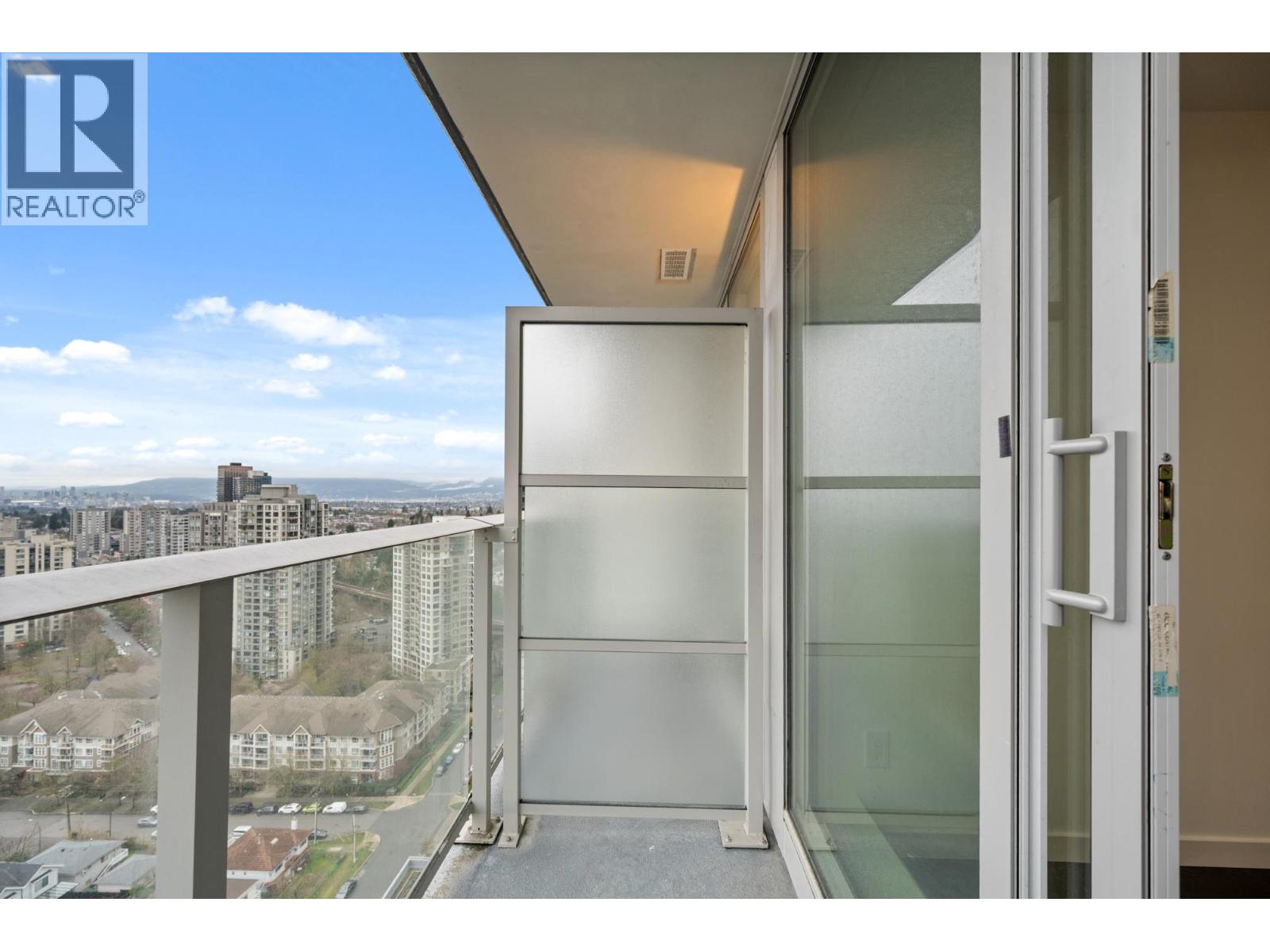 2810 5665 Boundary Road, Vancouver, British Columbia  V5R 0E4 - Photo 16 - R3079150