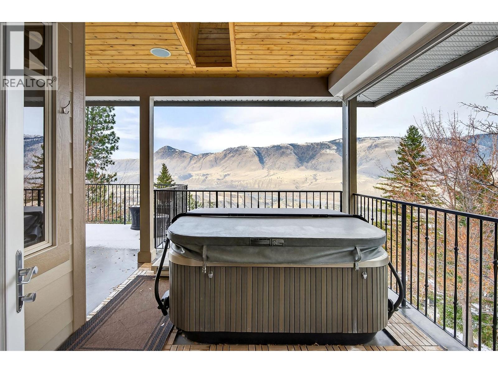 3080 Kicking Horse Drive, Kamloops, British Columbia  V2E 2T6 - Photo 50 - 10372299