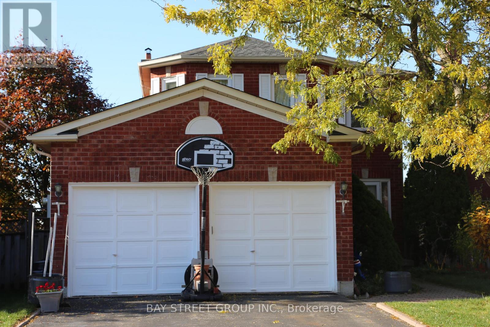 24 MILITIA TRAIL, markham (buttonville), Ontario