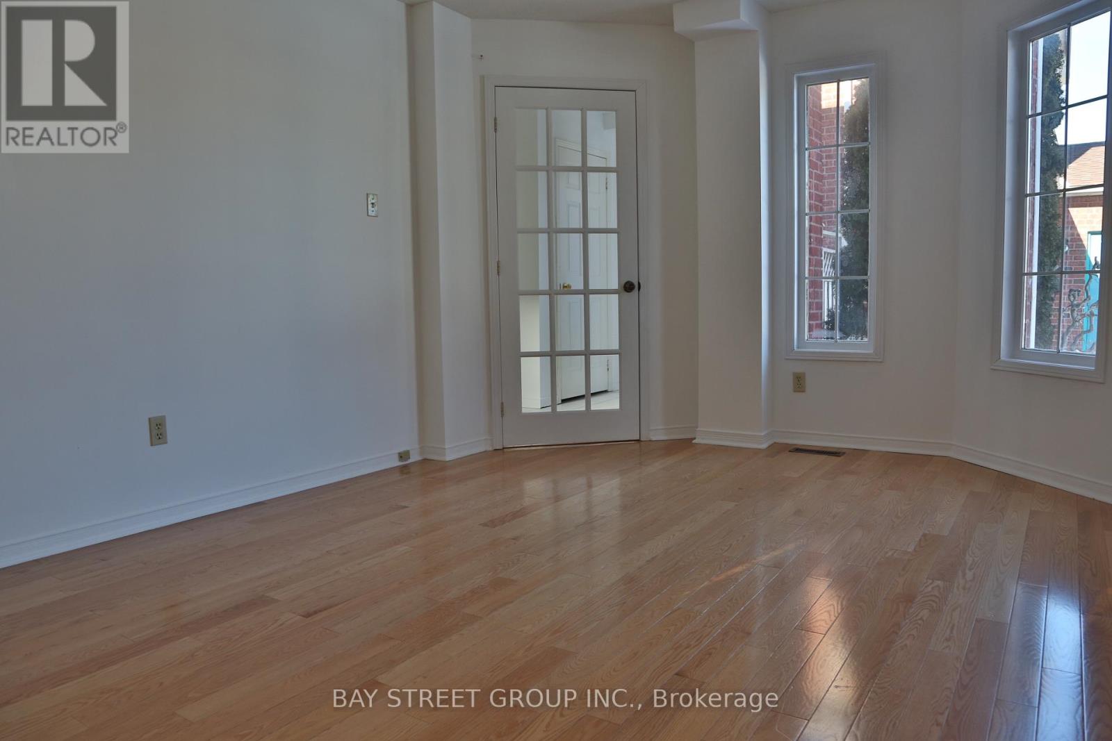 24 Militia Trail, Markham (Buttonville), Ontario  L3R 9H6 - Photo 10 - N12693624